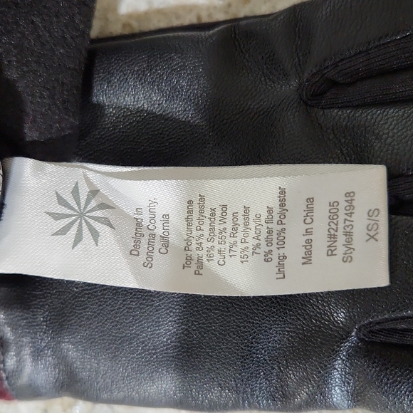 ATHLETA POLARTEC POWER STRETCH BLACK FAUX LEATHER GLOVES XS/S - Picture 4 of 8